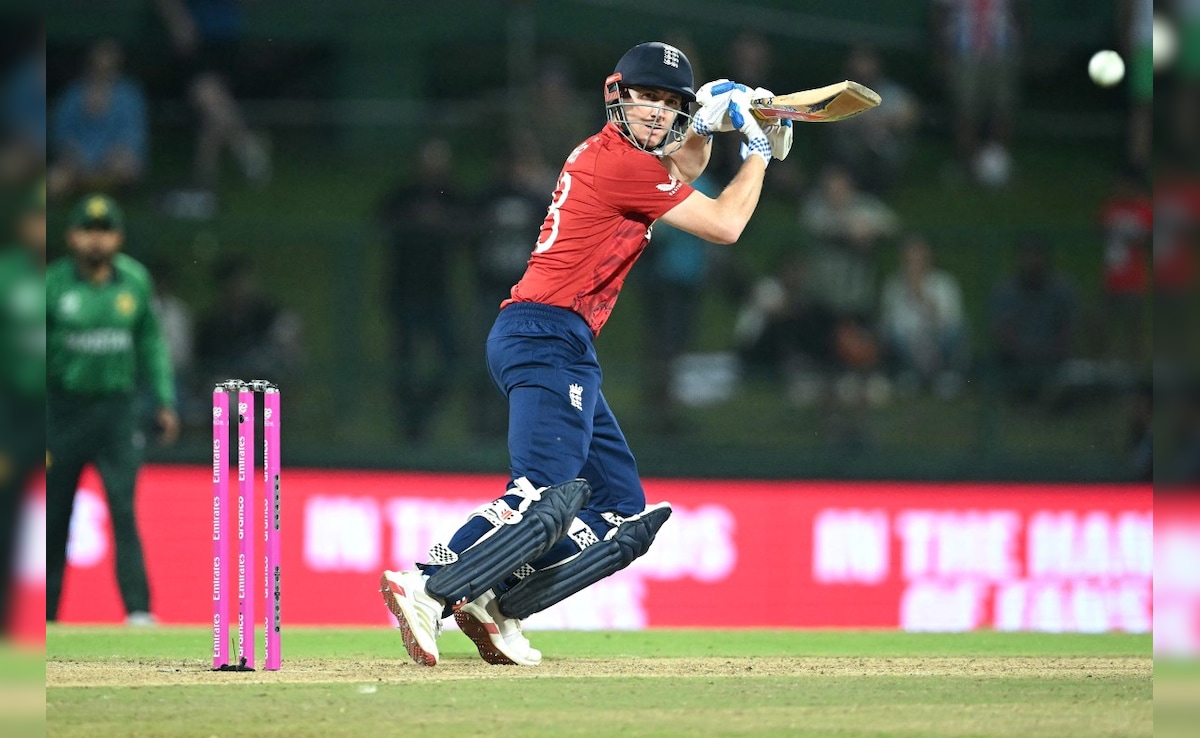 PAK vs ENG Live Score: हैरी ब्रूक की शतकीय पारी से इंग्लैंड सेमीफाइनल के मुहाने पर