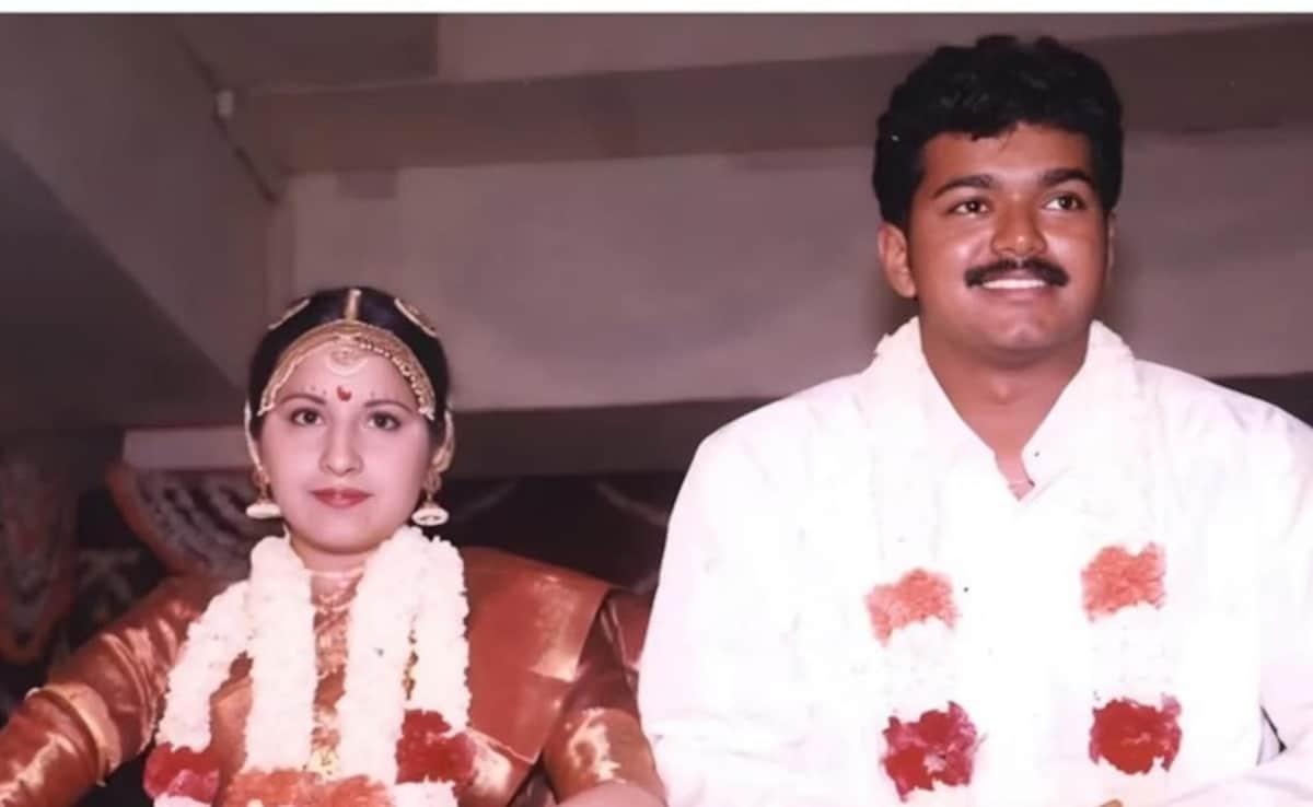 कौन हैं तलपति विजय की पत्नी संगीता? फैन से बनी लाइफ पार्टनर, 26 साल बाद लगाया चीटिंग का आरोप