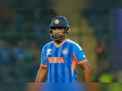 IND vs NAM T20 WC 2026: संजू सैमसन ने छक्कों की हैट्रिक के बाद ऐसे गंवाया विकेट, नाराज दिखे कोच गंभीर, सिद्धू ने भी लगाई क्लास