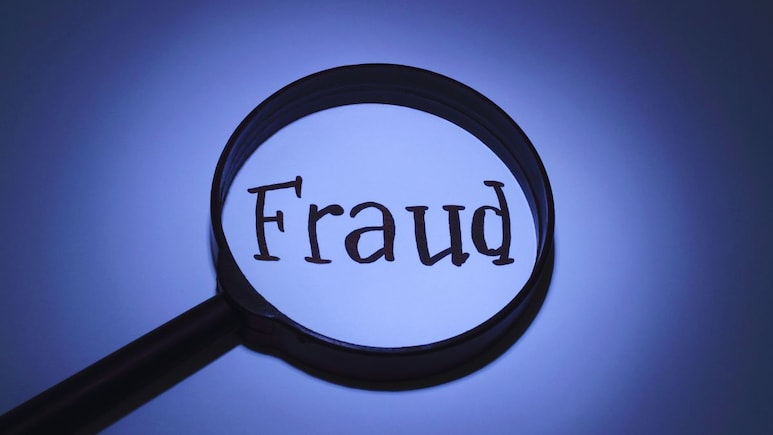 Karad News : कोटींची अफरातफर, 50 जणांविरोधात गुन्हे; कराडमधील यशवंत को-ऑपरेटिव्ह बँक घोटाळा तपासात मोठं यश &nbsp;