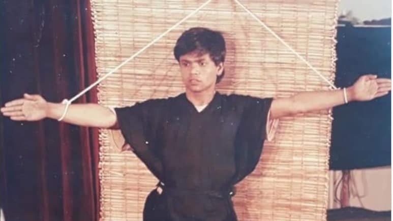 ढाई दशक तक कॉमेडी से दिलों पर किया राज, अमिताभ, सलमान, किंग खान और आमिर के साथ दी ब्लॉकबस्टर फिल्में, अब जेल में काट रहा है सजा, पहचाना ?