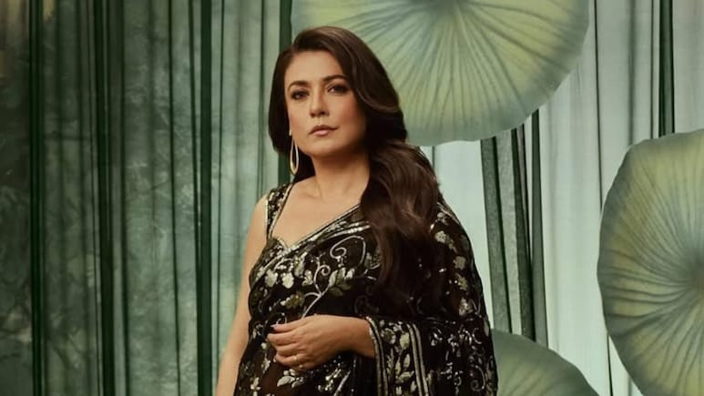 At 50, Mini Mathur Shares Desi Makeup Hacks, Skincare Routine: "I Buy A Cream For 120 Bucks"