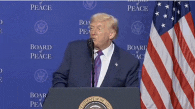 खड़े हो जाइए... ट्रंप का ऑर्डर आया और सिर झुकाकर खड़े हो गए शहबाज, पाकिस्तान पीएम की घोर बेइज्जती