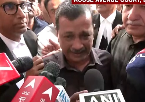 दिल्ली शराब घोटाला केस LIVE: केजरीवाल और सिसोदिया बरी, CBI अधिकारी के खिलाफ विभागीय जांच की सिफारिश