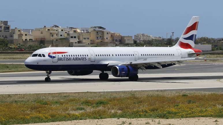 27 घंटे बाद नागपुर से उड़ा ब्रिटिश एयरवेज का विमान, एयरपोर्ट पर करनी पड़ी थी इमरजेंसी लैंडिंग