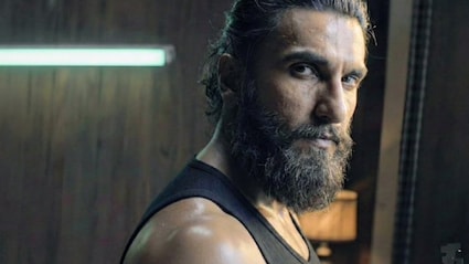 रिलीज से 12 दिन पहले आएगा धुरंधर 2 का ट्रेलर, धुरंधर ने 77 दिनों में की थी इतनी कमाई