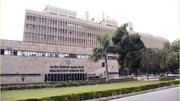 How Bernoulli's Principle Created IIT Delhi's Favourite Hangout Spot 'Wind Tunnel'