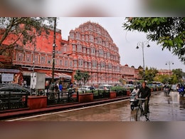 Rajasthan Weather: राजस्थान में बिगड़ा मौसम का मिजाज, जयपुर से बीकानेर तक गिरे ओले, जानें अगले 48 घंटों का हाल