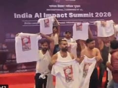 इंडिया AI समिट, भारत मंडपम में यूथ कांग्रेस का प्रदर्शन, पुलिस ने कई लोगों को हिरासत में लिया