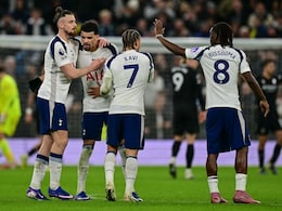 Dominic Solanke's Acrobatic Stunner Helps Tottenham Hotspur Hold Manchester City