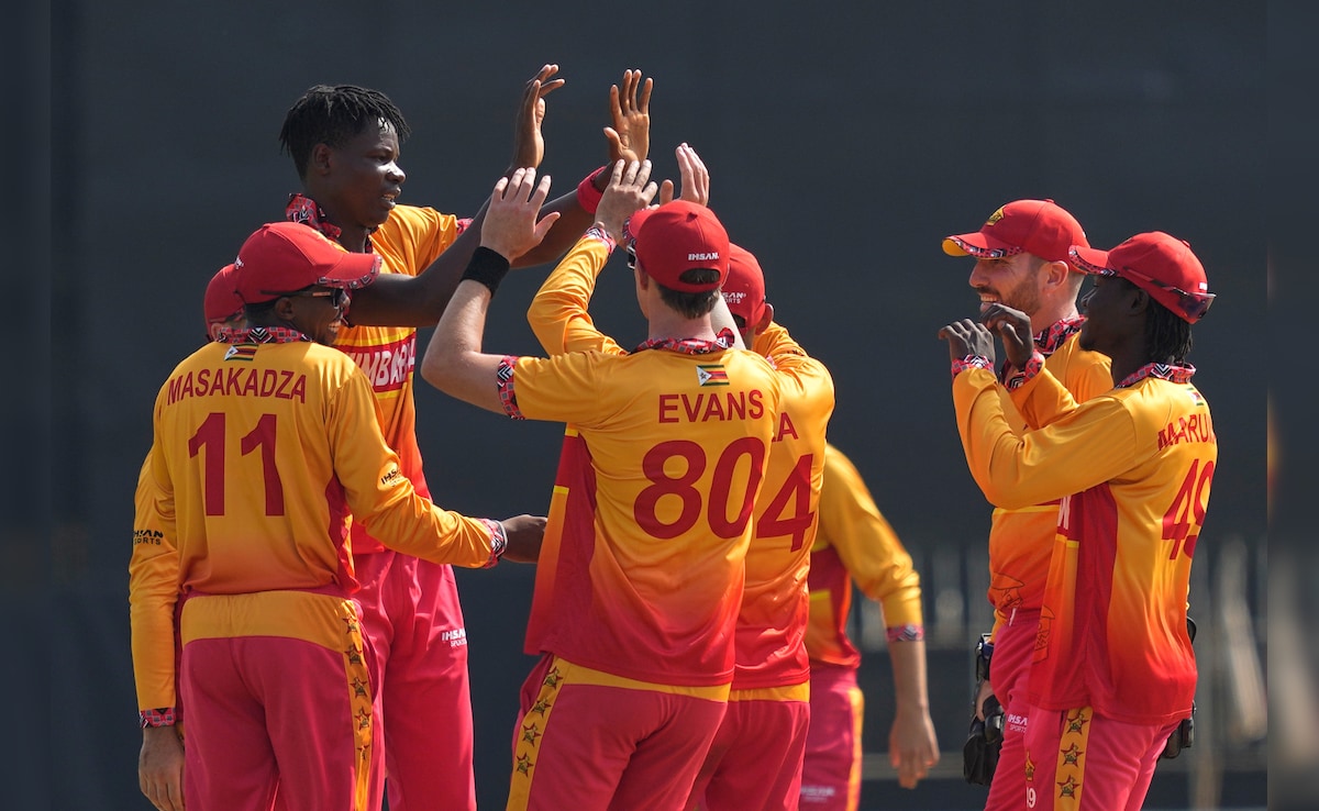 IRE vs ZIM LIVE Score:  जिम्बाब्वे की जीत से ऑस्ट्रेलिया होगी वर्ल्ड कप से बाहर, थोड़ी देर में शुरू होगा रोमांचक मुकाबला