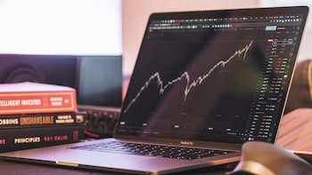 ICICI Prudential AMC Trades Higher As CLSA Holds Bullish View On MFs —  Check Target Price