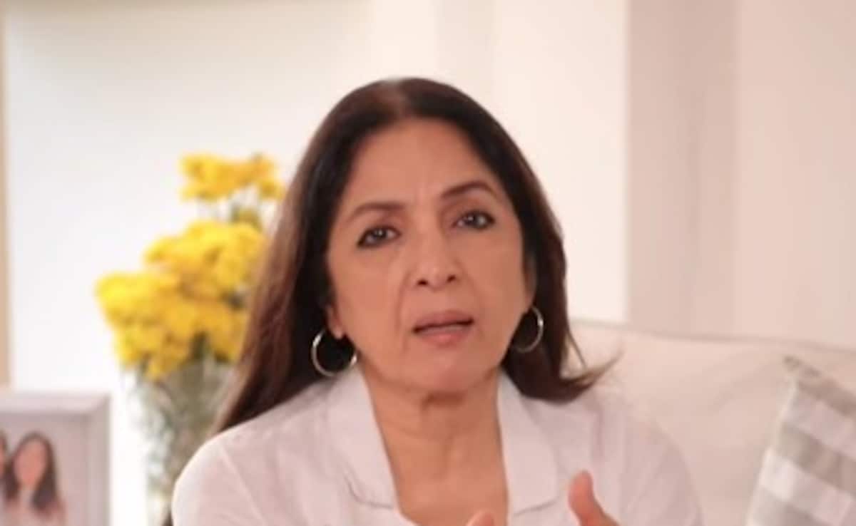 जब नीना गुप्ता को फोटोशूट के लिए मिली अनकम्फर्टेबल ड्रेस, एक्ट्रेस बोली- मैं छोटे कपड़े पहनी हूं लेकिन