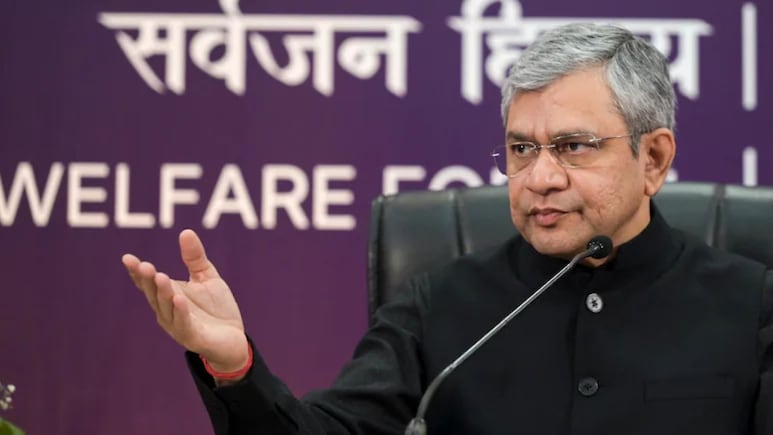 केरलम, श्रीनगर में नया एयरपोर्ट टर्मिनल, रेलवे प्रोजेक्ट... सेवा तीर्थ में कैबिनेट की पहली बैठक के 8 बड़े फैसले