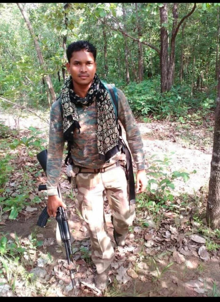 Naxalite Encounter: शहीद जवान