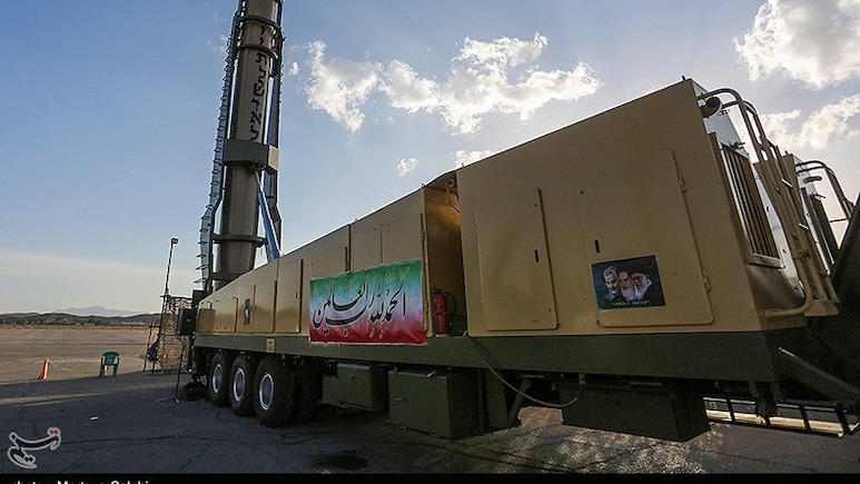 Iran Fires Missiles Near Strait of Hormuz Amid Tensions With US, Israel