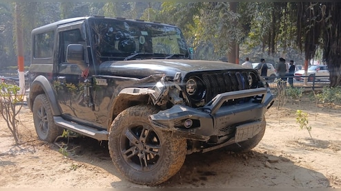 पटना में सीएम हाउस के पास थार ने मारी सुरक्षाबलों की गाड़ी को टक्कर, बाल-बाल बचे पुलिसकर्मी