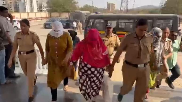 Badlapur : मुंबई-ठाण्यात एजंटचे जाळे, सूत्रधार कोण? फार्मासीस्टच्या अटकेने स्त्री बीज तस्करी प्रकरणाला नवे वळण