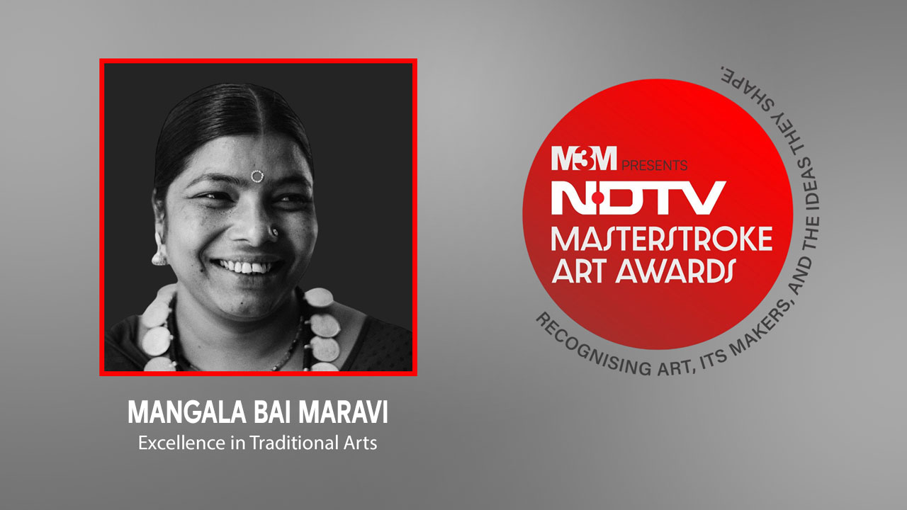 Mangala Bai Maravi Wins Excellence In Traditional Arts At NDTV Masterstroke Awards