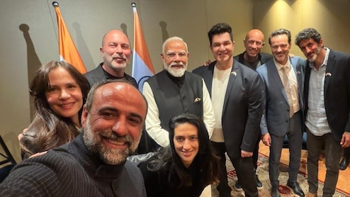 "Only A Selfie, No Undercover Work": PM Modi's Photo With Team Fauda In Israel