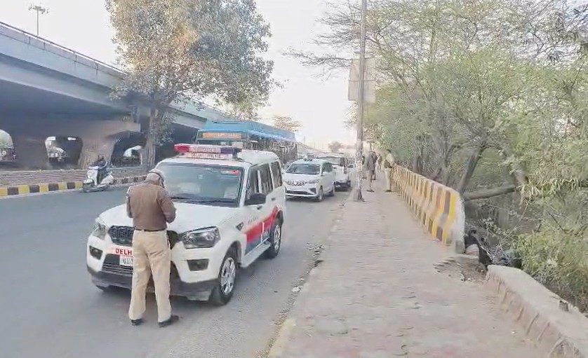 कार में 3 लाशें और तांत्रिक! दिल्ली के पीरागढ़ी सुसाइड केस में सामने आया हैरान करने वाला मोड़