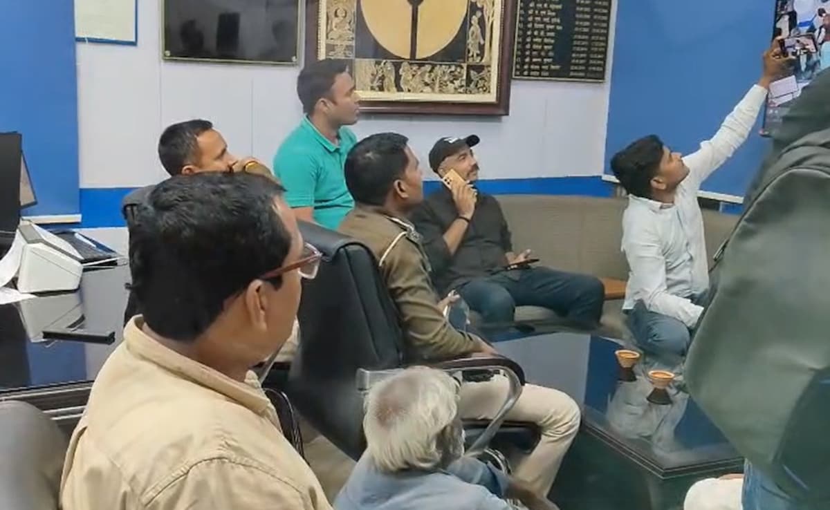 पिरकी गैंग: शरीर पर फेंकता है पान-मसाले का पीक, फिर साफ करने के बहाने लूट लेता है पैसा