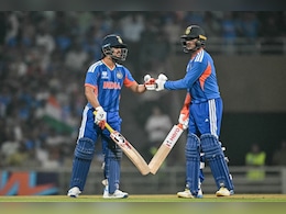 IND vs PAK Live Score: पाकिस्तान ने टॉस जीत भारत को थमाई बल्लेबाजी,  प्लेइंग XI से ड्रॉप हुए अर्शदीप, अभिषेक- कुलदीप को मौका