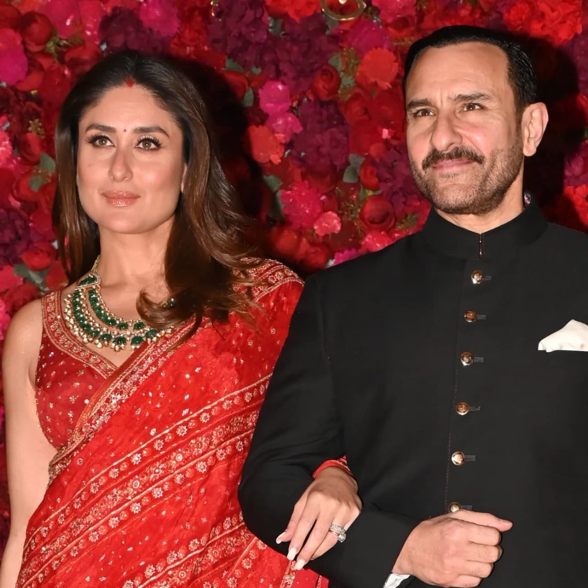 Kareena Kapoor Says Saif Ali Khan Finds Her Script Feedback “Too Hardcore”