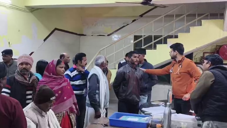 रायबरेली: गंगा एक्सप्रेसवे पर भीषण सड़क हादसा, तेज रफ्तार कार ने 7 युवतियों को रौंदा; 3 की मौत