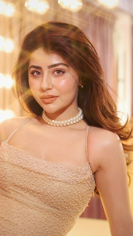 Aditi Bhatia Serves Pearl‑Core Glam