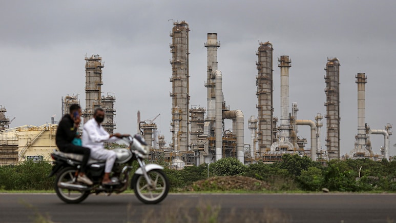 Reliance Industries Gets US Licence to Directly Buy Venezuelan Crude