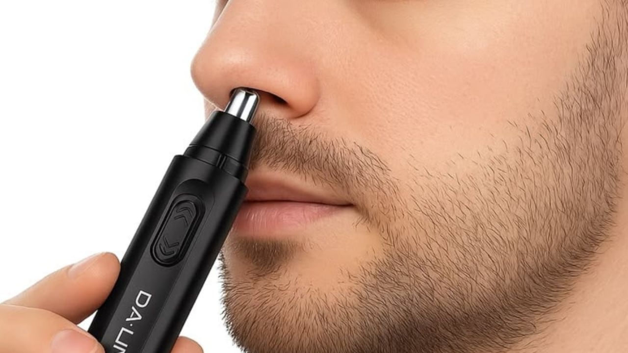 Best Nose and Ear Hair Trimmers Under ₹700 Offering Safe, Painless, and Precise Grooming Results.