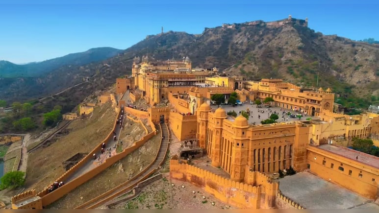 Weather Alert: राजस्&zwj;थान में बदल गया मौसम, बाड़मेर का तापमान 36 ड&zwj;िग्री सेल्&zwj;स&zwj;ियस के पार&nbsp;