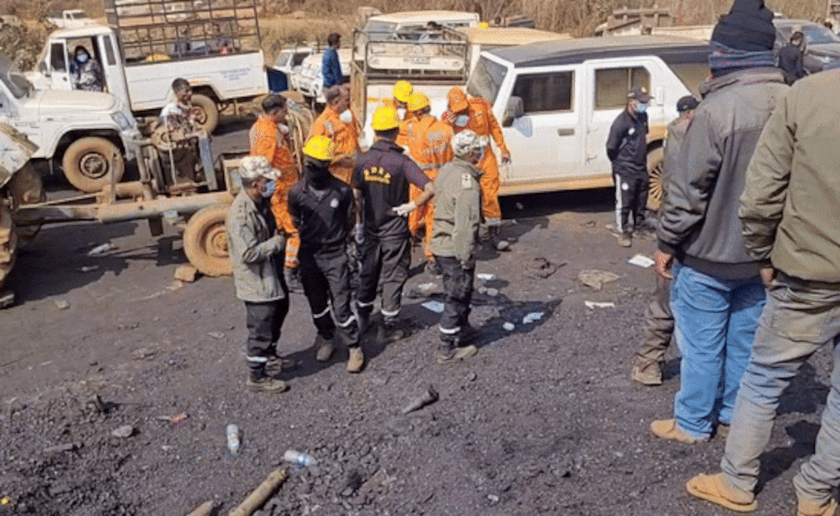 मेघालय की ईस्ट जयंतिया हिल्स कोयला खदान विस्फोट में मरने वालों का आंकड़ा 25 पहुंचा, 7 और शव निकाले गए