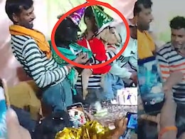 कभी देखा है ऐसा! हरदोई में बकरियों का रॉयल बर्थडे, गांव भर में बंटे कार्ड, DJ की धुनों पर थिरके युवा