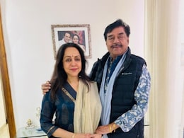 Shatrughan Sinha Visits Hema Malini's New Delhi Home, Dharmendra's Photo Frame Adds An Emotional Touch