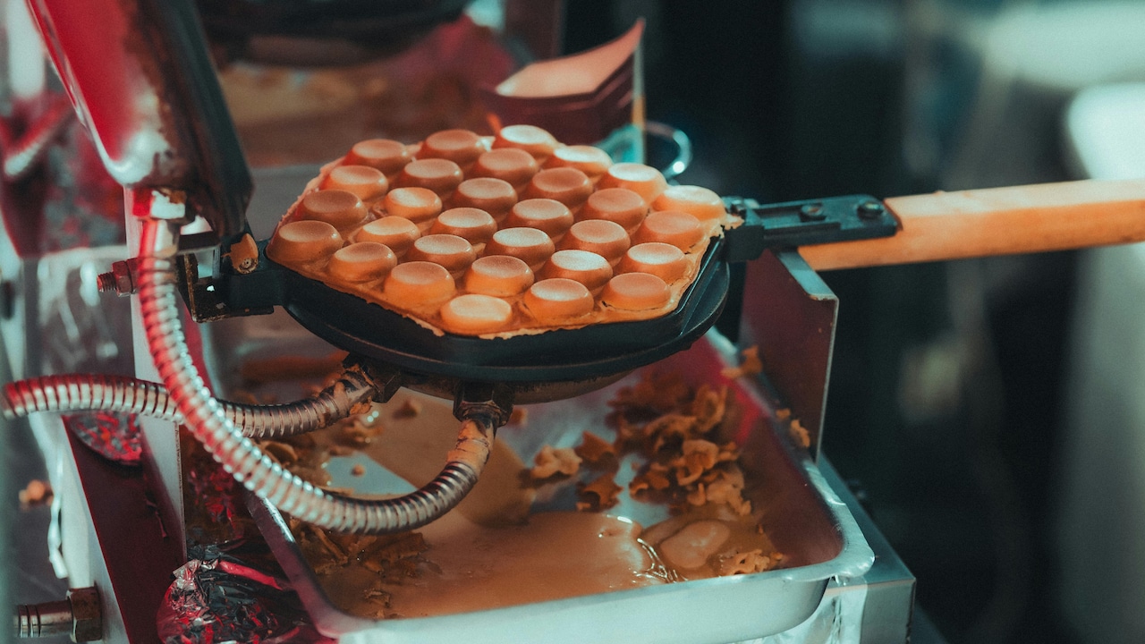 Why Waffles Burn on One Side: Heat Distribution Explained Why Waffles Burn on One Side: Heat Distribution Explained