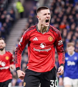 Super-Sub Benjamin Sesko Fires Manchester United To Win At Everton