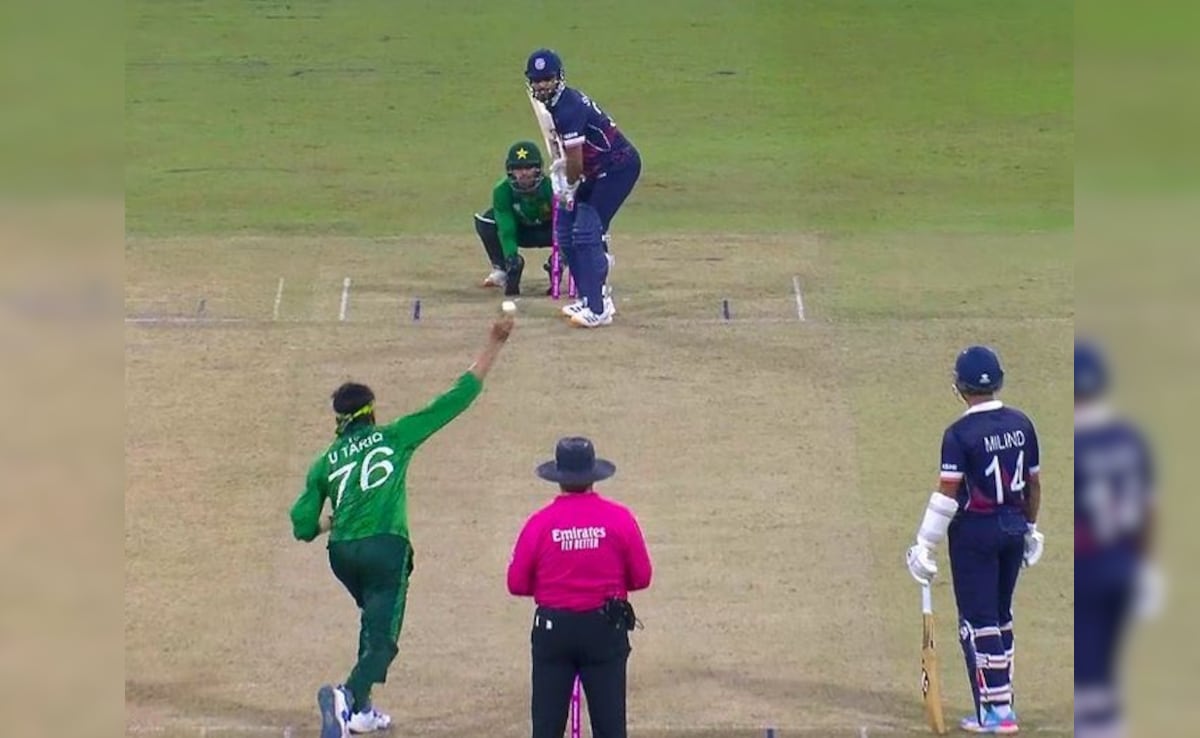 T20 World Cup 2026: पाकिस्तान का यह बॉलर है या जेवलीन थ्रोअर?, श्रीलंका के फैंस ने ऐसे ली चुटकी, वीडियो ने इंटरनेट पर मचाई धूम