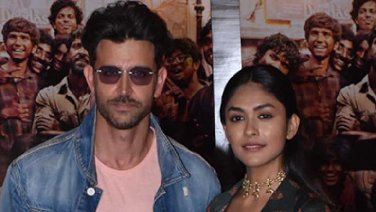 Mrunal Thakur Says Her Ex-Boyfriend Lost 15 Kg Trying To 'Catch Up' After Feeling Insecure About Her <i>Super 30</i> Co-Star Hrithik Roshan