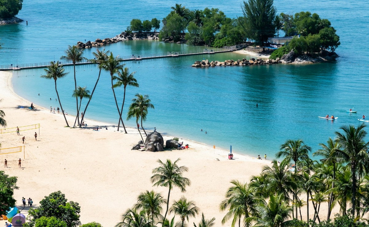 Sentosa Island Beach Resort in Singapore