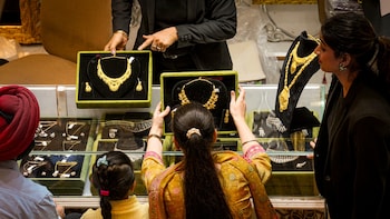 Gold, Silver Rally Sharply As US-Iran Ceasefire Lifts Global Market Sentiment