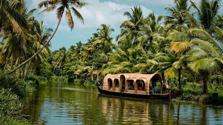 Kerala To Station Green Marshals At Tourist Destinations To Assist Women