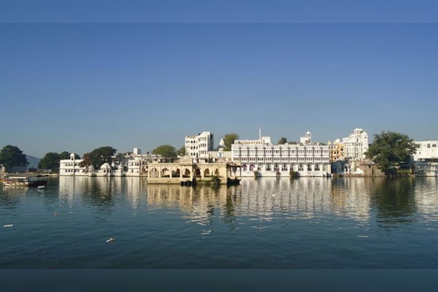 झीलों का शहर और लव बर्ड्स की पहली पसंद 