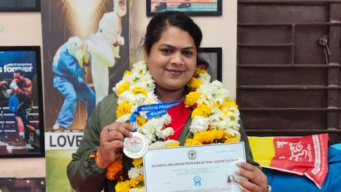 Success Story: दोस्तों ने उड़ाया मजाक, पिता ने 2 साल तक नहीं की बात... सारी बेड़िया तोड़ सीमा ने हासिल की ये मुकाम