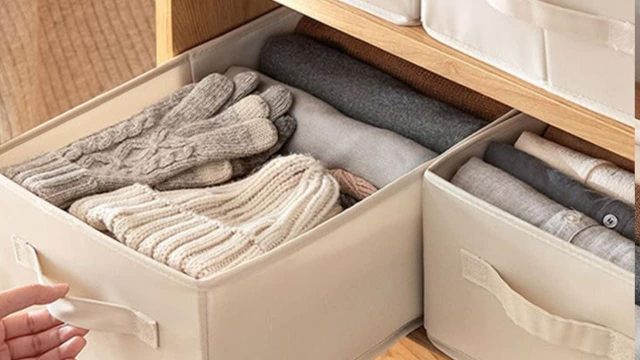 How To Organise Your Wardrobe For Free: 7 Zero-Cost Hacks How To Organise Your Wardrobe For Free: 7 Zero-Cost Hacks