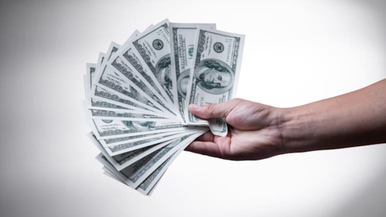 FPIs Remain Net Sellers, Offload Shares Worth Over Rs 970 Crore