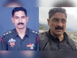 सोचा नहीं था कभी बिना हथियार आऊंगा...बाइक पर कश्मीर पहुंचे रिटायर्ड आर्मी ब्रिगेडियर