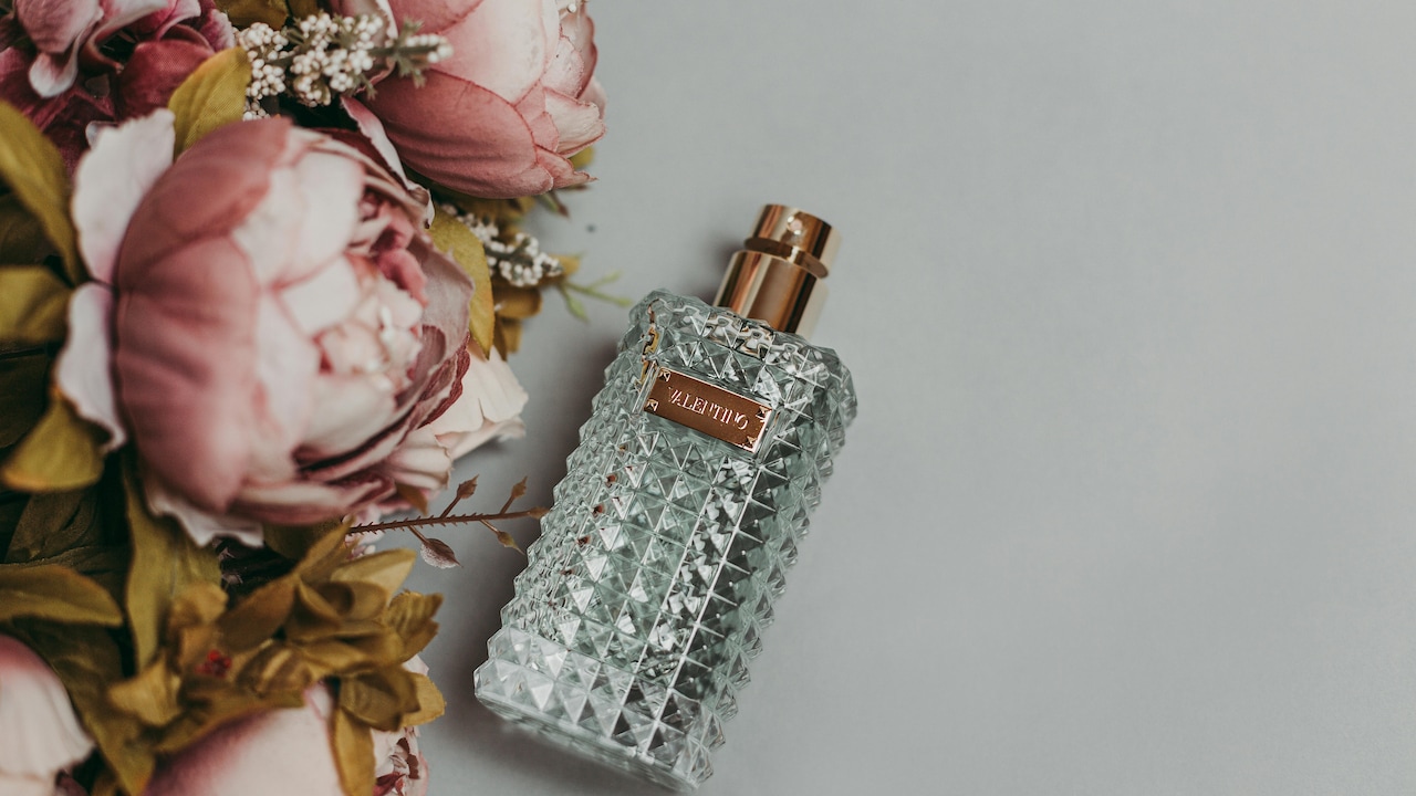 Which luxury brand perfume do you want to choose for daily use in summers?