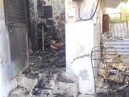 भरतपुर: रेलवे कॉलोनी में लगी भीषण आग, सिग्नल इंस्पेक्टर और बेटा झुलसे; 5 लाख का नुकसान